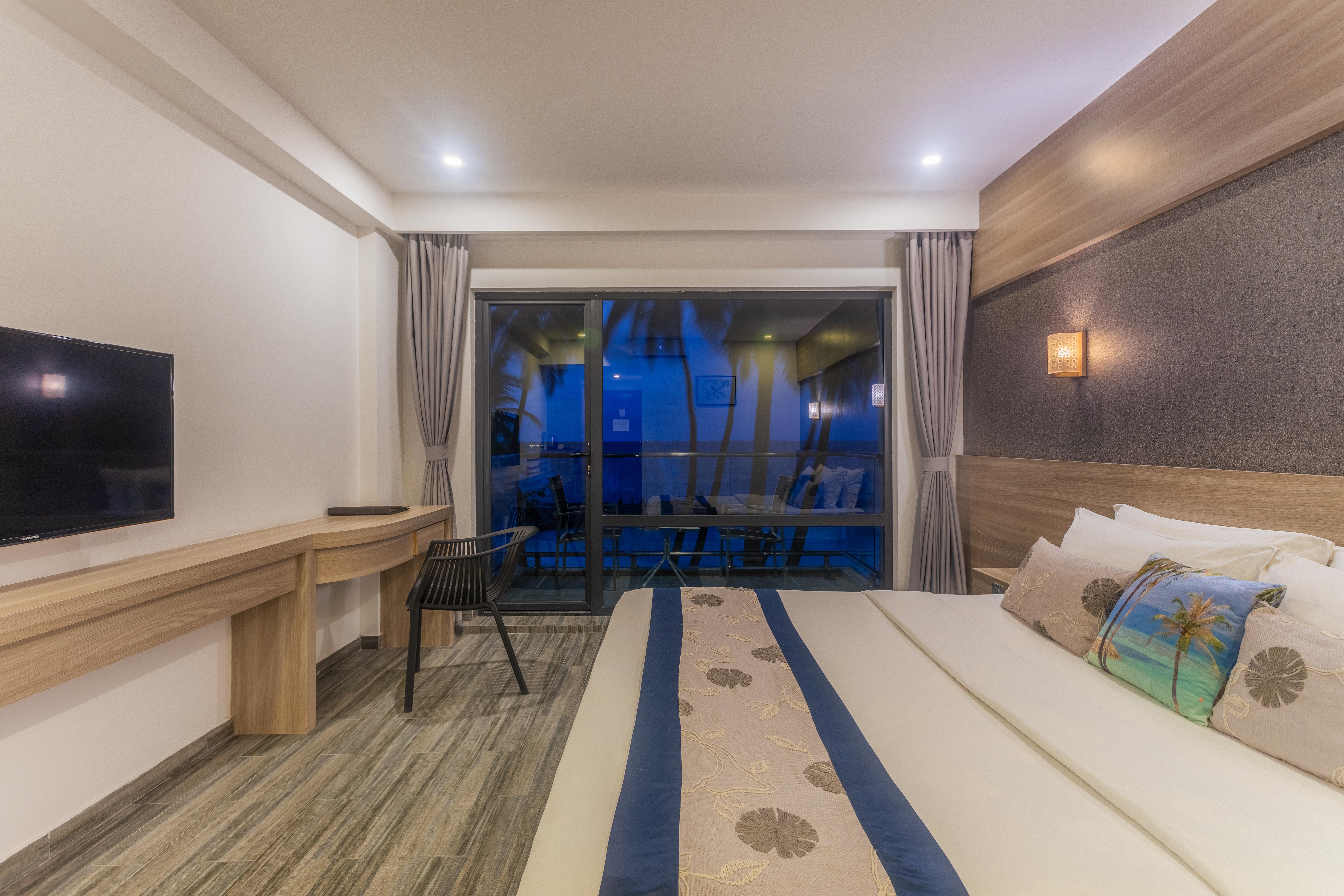 Готель Kaani Grand Seaview Маафуші Екстер'єр фото