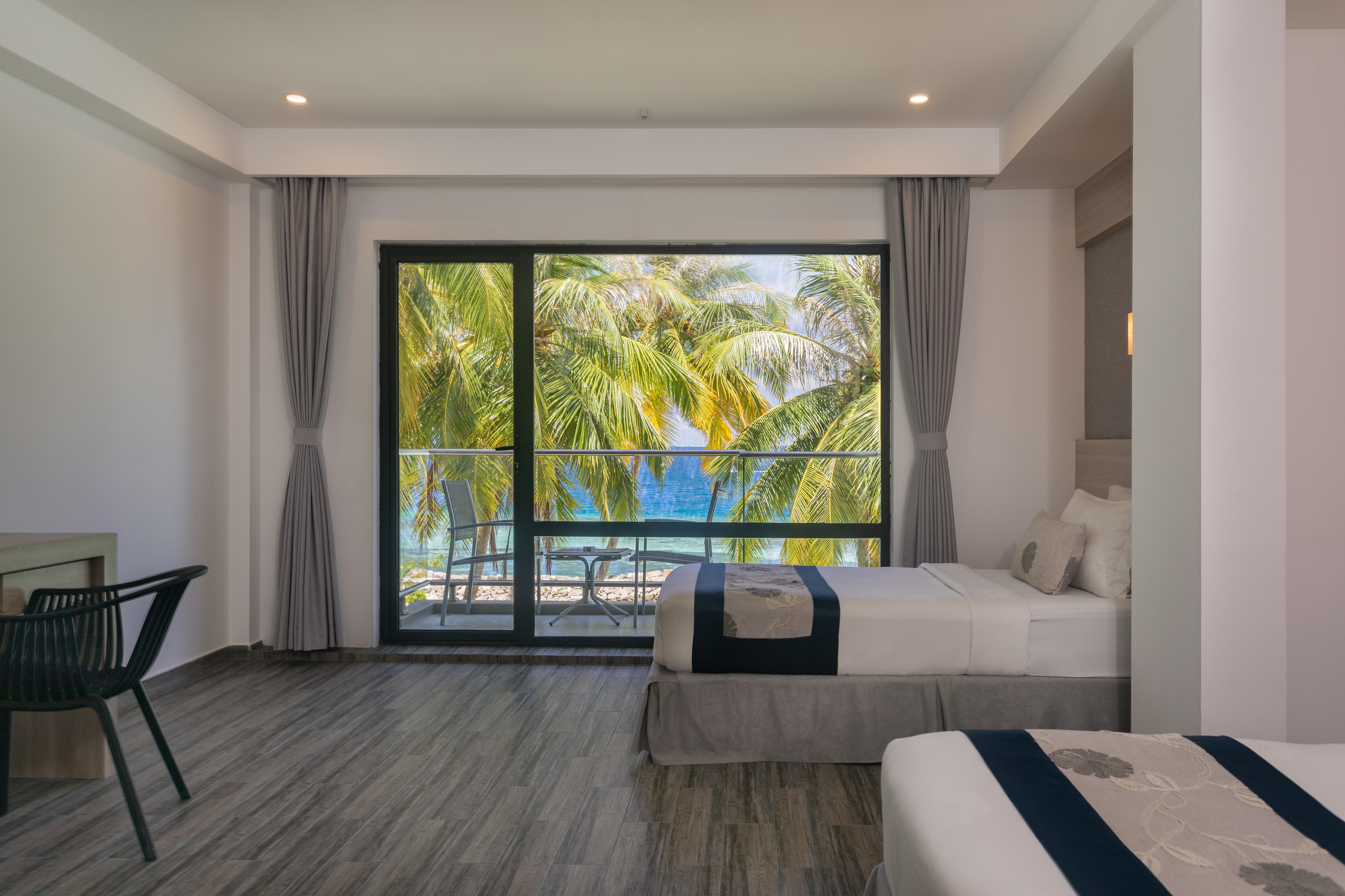 Готель Kaani Grand Seaview Маафуші Екстер'єр фото
