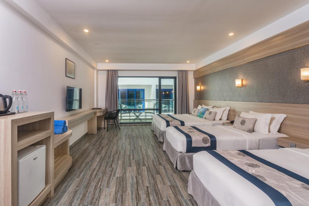 Готель Kaani Grand Seaview Маафуші Екстер'єр фото