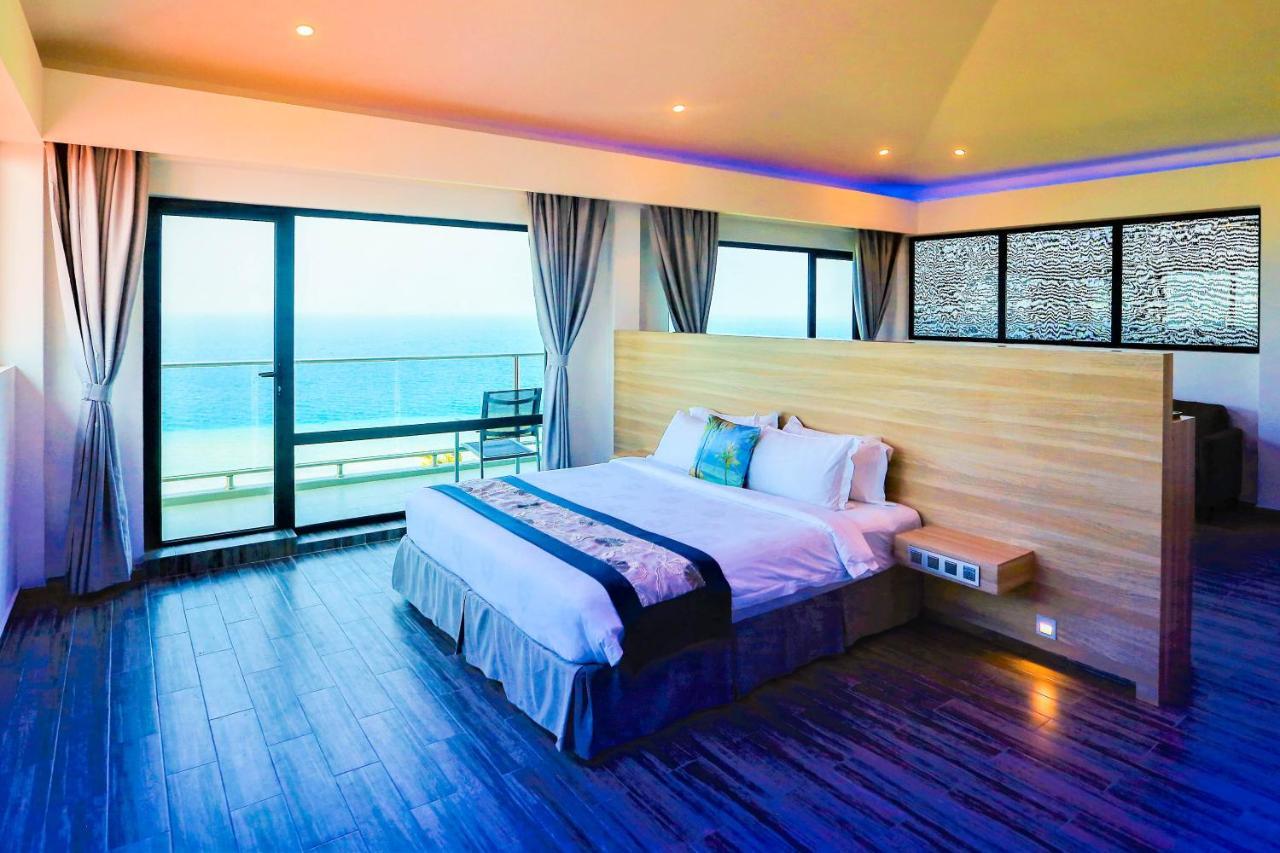 Готель Kaani Grand Seaview Маафуші Екстер'єр фото